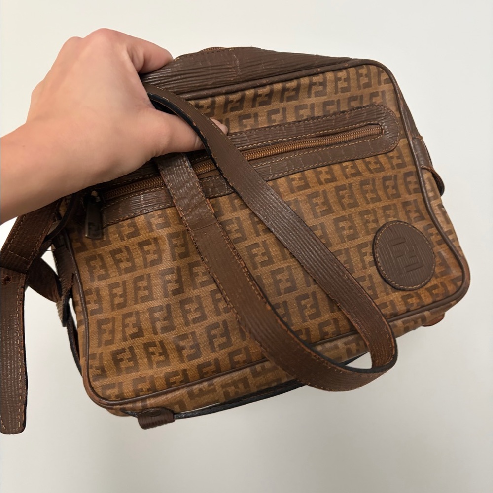 Fendi FF Monogram 1980’s Crossbody (Authentic) - Picture 4 of 14